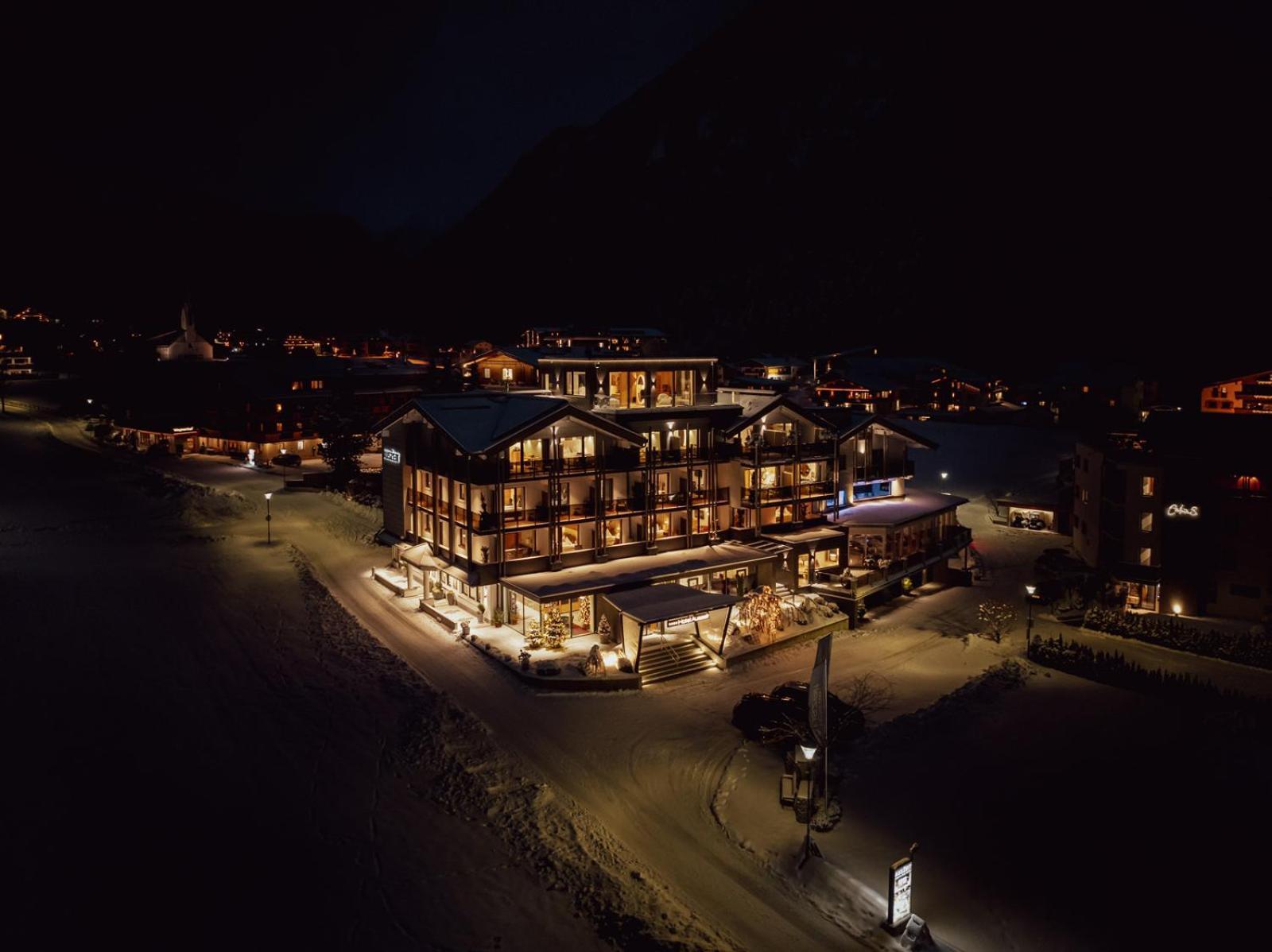 Hotel Auszeit Пертизау Екстер'єр фото